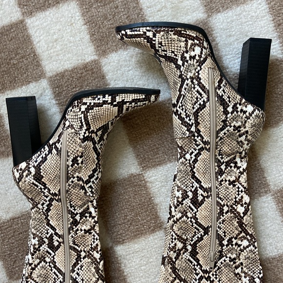 NWOT Snakeskin Thigh-high Boots - Picture 3 of 5